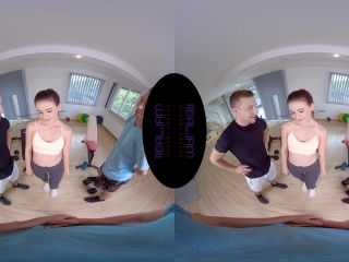 Gym Adventure - Kate Rich Smartphone - (Virtual Reality)-1