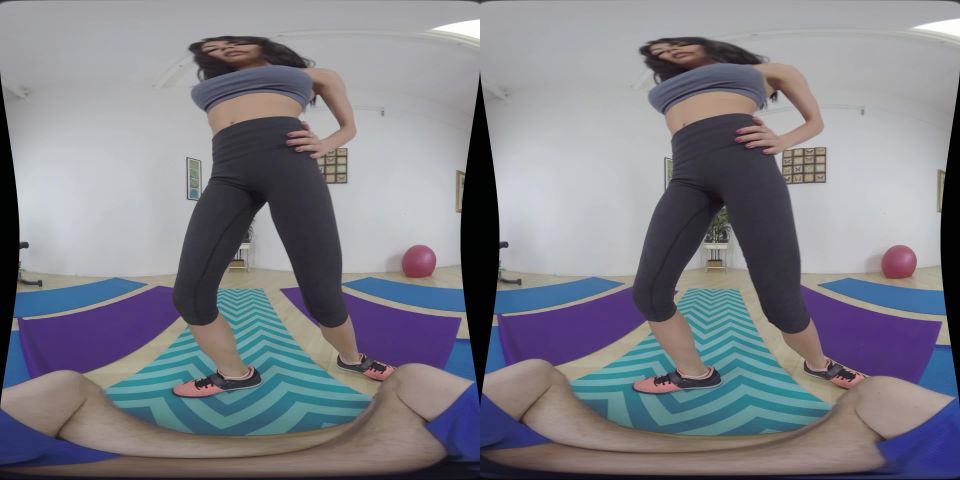 Heather Vahn – Downward Doggystyle (Oculus Go) Remastered(Virtual Reality)