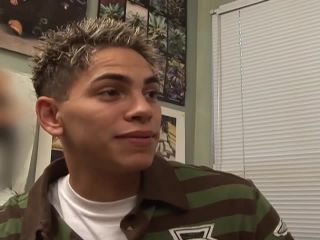 Sweet Blond Collegite Applies Sex Ed Teen!-1