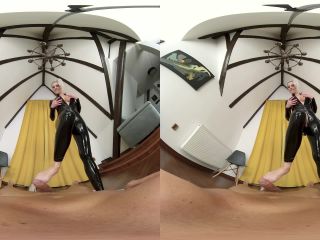 VRFetish VR Fetish 280 Latex Goddess – Blanche Bradburry - (Webcam)-5