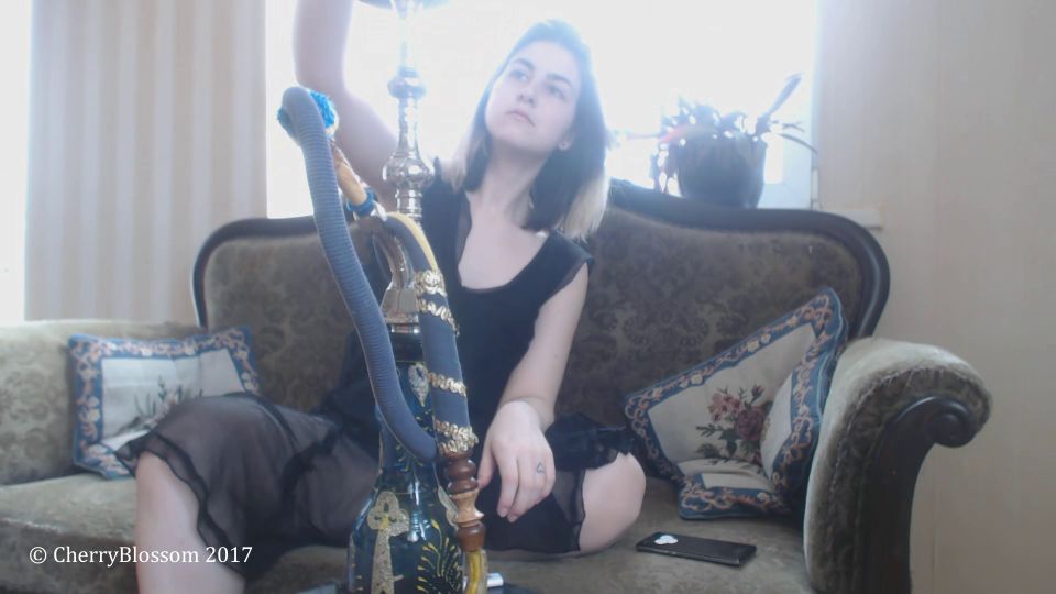 Misstress Liliya – Po Ppers Smoking N Oral Asphyxiation JOI.