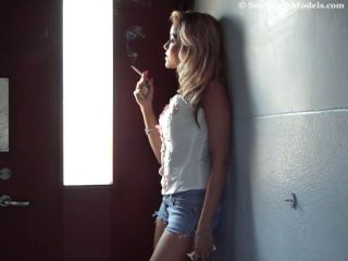 Smoking Petra06.-3