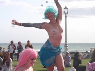 Free_The_Nipple_Brighton_2017-1