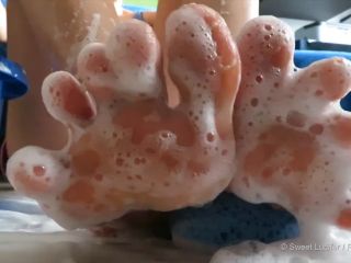 Washing Feet  Small Petite Foot Fetish Padrona Italiana Mistress Worshi-7