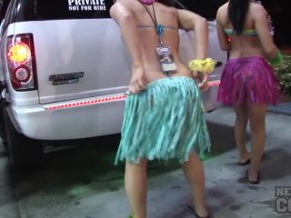 After hours limo ride and hula skirt competition Cosplay!-2