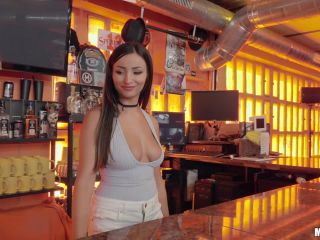 Online video Alyssa Kent aka Alyssia Kent - Barmaid Gets Laid Again pov-0