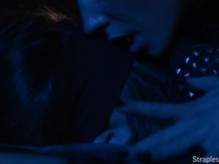 {blindfolds And Mood Lighting Make Sex Sizzle Vids Jane Tiffany-9