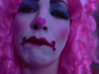 Clown girl savagely ass fucked and tonted by master on blowjob porn woodman casting anal-0