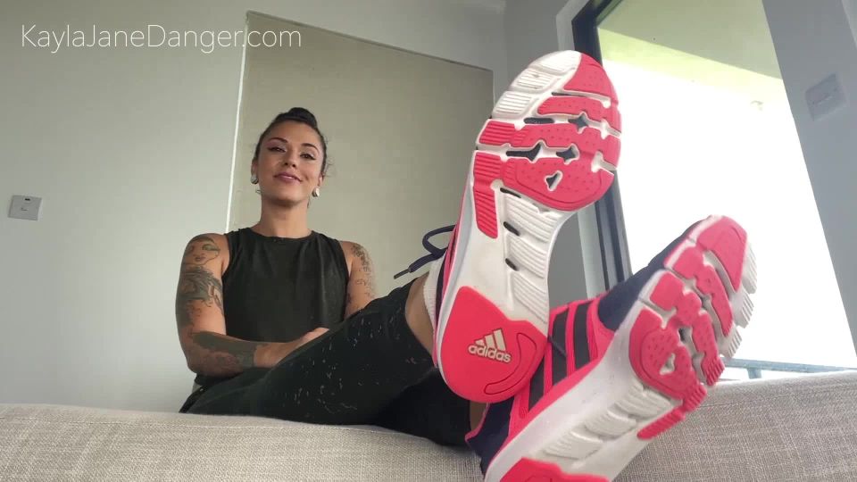 porn video 18 light fetish masturbation porn | KaylaJaneDanger – My After Workout Feet Are Your Addiction | jerkoff encouragement