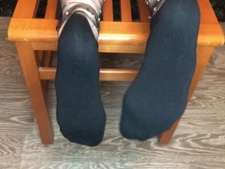 Kelly_feet my new beautiful black socks foot(porn)-8