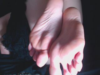 DamnedestCreature - Goth Foot Tease on feet porn -7