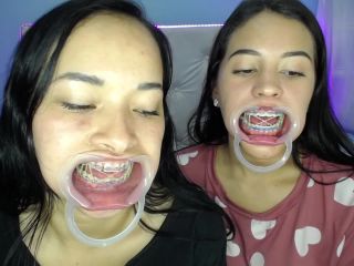 M@nyV1ds - mia_isabella3 - Our mouths, braces and tongue TOUR-7