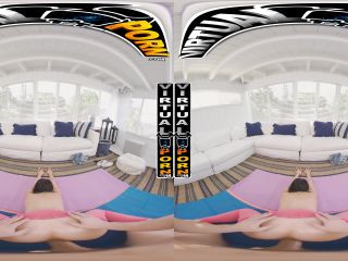 Violet Gems - Step Sis Yoga Slut - Virtualporn (UltraHD 4K 2021)-7