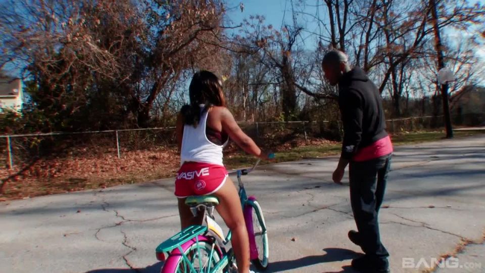 Big Butt Black Girls On Bikes 2 Scene 3  720p *
