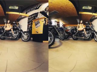 003  Model Lola  Bikes And Babes TV Sexy VR Clips  3DVR180-8