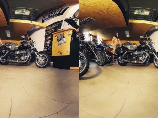 003  Model Lola  Bikes And Babes TV Sexy VR Clips  3DVR180-9