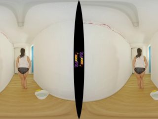 Amelia'S Big Wet TShirt Boobs In Virtual Reality 3D-0