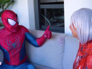 Spider Man: Hoe Cumming-1