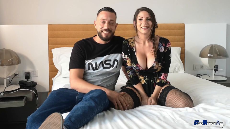 Preciosa Madura Italiana Lily Veroni Follando En Su Primer Video Porno 