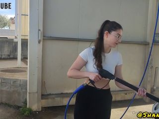 onlyfans  Shanaxnow  Shanaxnow Nice Sunday P Washing A Car-1