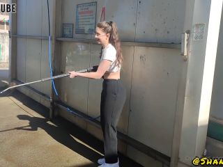 onlyfans  Shanaxnow  Shanaxnow Nice Sunday P Washing A Car-4