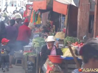 6294 Vanessa C  - The Morning Before Leaving Tamatave-7