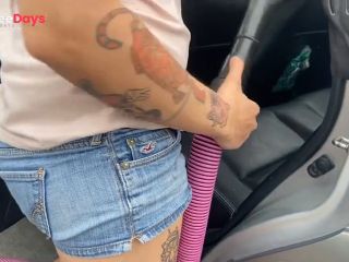 [GetFreeDays.com] Girl at Car Wash Gives Jamie Stone a Blowjob Porn Video April 2023-0