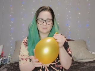 M@nyV1ds - CaityFoxx - Ballon Fetish - Blowing and Nude Rubbing-0