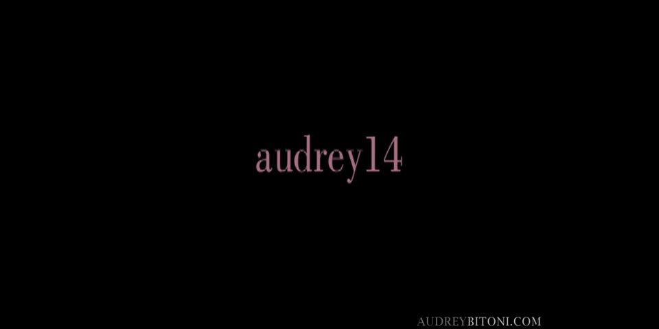 [SiteRip] AudreyBitoni V22604 full h264 1500