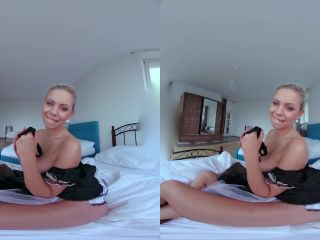 282 - German Maid Fucked for Stealing - Julia Parker GearVR-3