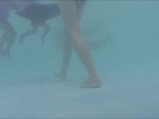 Voyeur Under the water in the swimming pool - pcolle YMUW-1007,  on voyeur -4