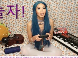 online adult clip 38 calf fetish femdom porn | Azumi Zeitline – Episode 5 Gamer Girl | asian-1