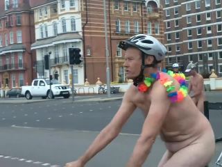 The_Brighton_2016_Naked_Bike_Ride_part3-8