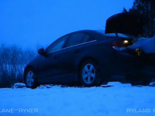 Roadside Sex In The Snow 1080p-8