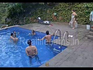 Reallifecam - Amalia Mati Have Pool Party With Friends Dane And Fun 16.07.2024 720P - Amateur-5