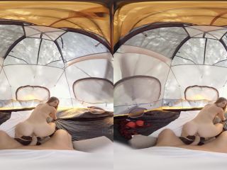 Happy Camper – Anya Olsen (Oculus)(Virtual Reality)-8