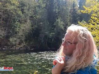 [GetFreeDays.com] Sexxxy MILF fingers her wet pussy by the river and makes herself CUM in a body-shaking orgasam Adult Clip April 2023-1