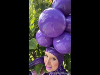 FetiliciousFans SiteRipPt 1Dressing Up with Grape Wig-9