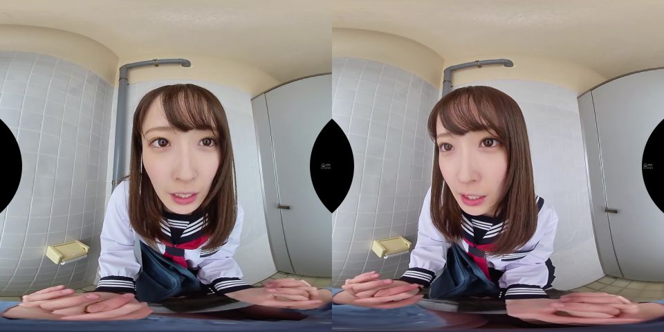 TMAVR-154 【VR】「キミが噂のチンポ君！？」公衆トイレ逆痴● ～ネットでJ●に噂の性欲処理係は僕！？～ 天然美月・逢見リカ・白川ゆず