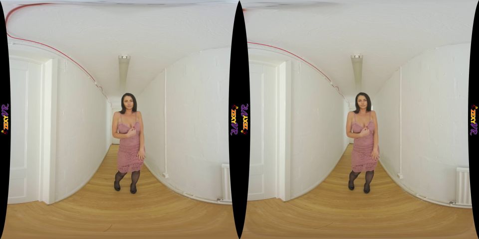 Naturally Big Boobed Glamour Model Striptease In Virtual Reality 3D