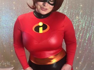 Elastigirl Wants to Suck and Fuck After Cosplay!-0