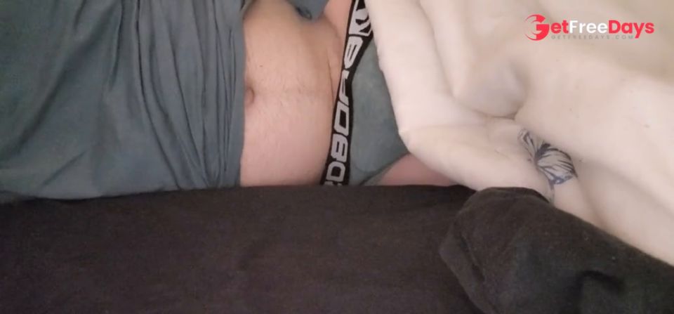 [GetFreeDays.com] On my bed full face on my OF billabongbigboy Adult Leak May 2023