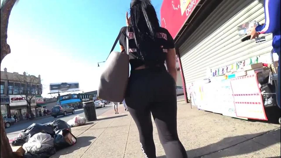 Sexy red thong seen on hot bootylicious woman Shemale!