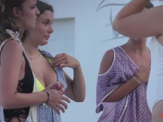 Candid bikini hotties 2-8