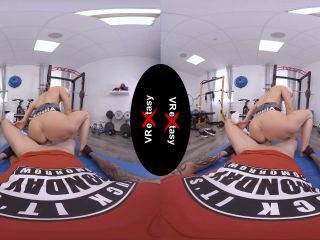 Sex in the Gym - Vanessa Hell Oculus, Go 4K VRvid-8