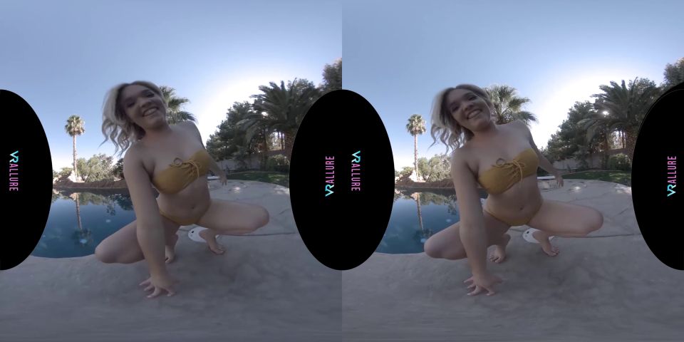 VRALLURE Come Dance With Me By The Pool