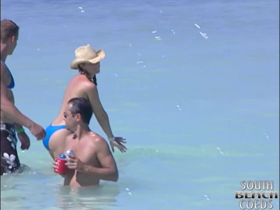 Florida Girls Partying on a Sandbar and Flashing BigTits!