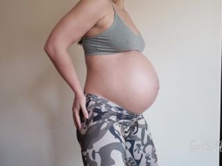 Molly Sweet 38 weeks Pregnant Yoga Exercises - Yoga-9