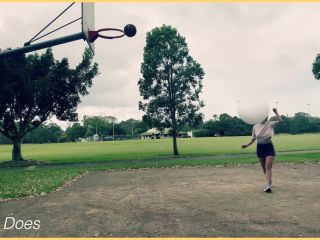 WifeyDoesMILF plays basketball BRALESS in public ｜ Underboob on show-9