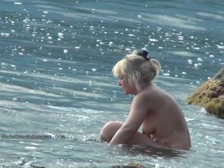 Nudist video 01483 Voyeur!-7